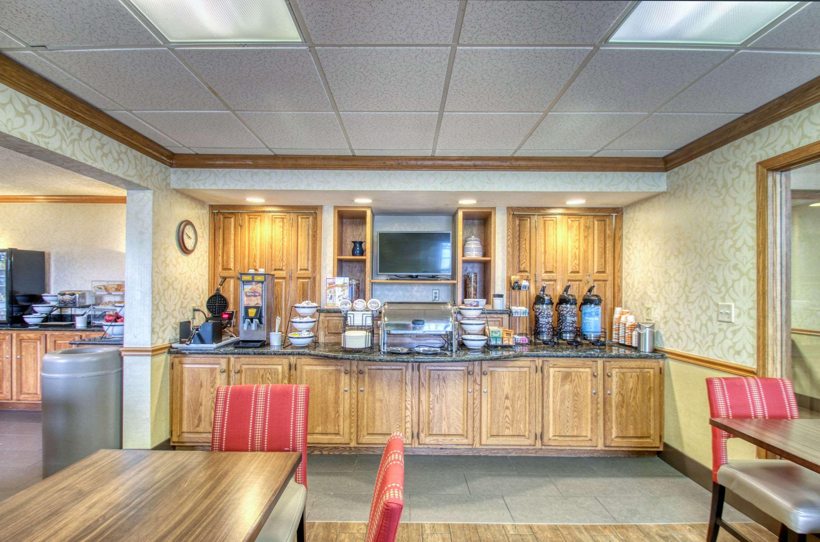 Comfort Inn Fond Du Lac Bagian luar foto
