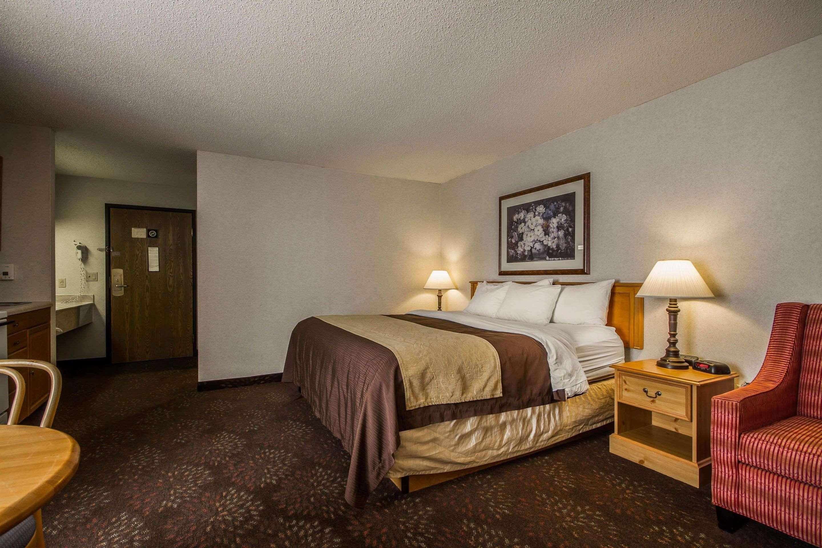 Comfort Inn Fond Du Lac Bagian luar foto