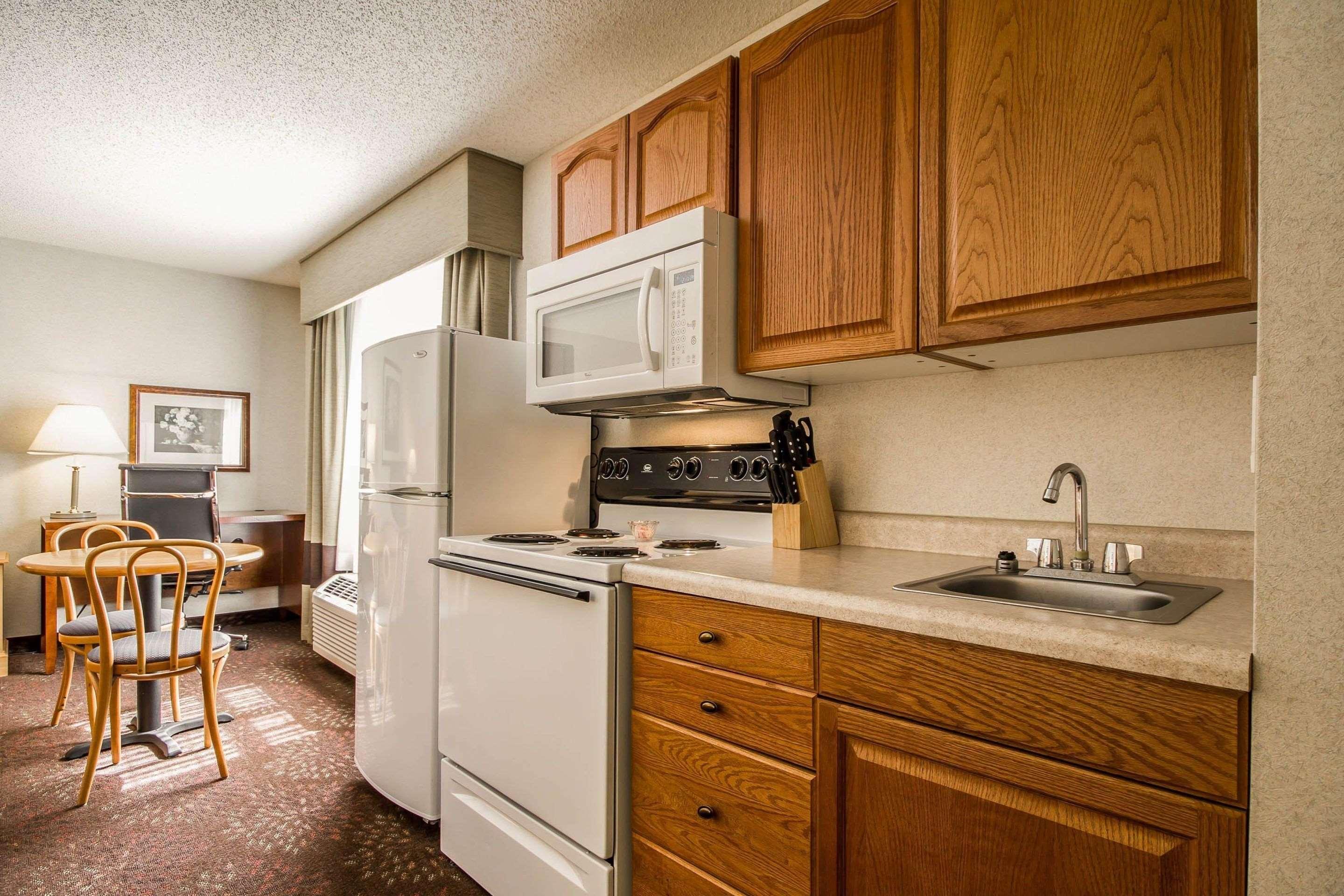 Comfort Inn Fond Du Lac Bagian luar foto